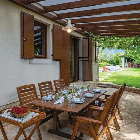Vabriga Villa